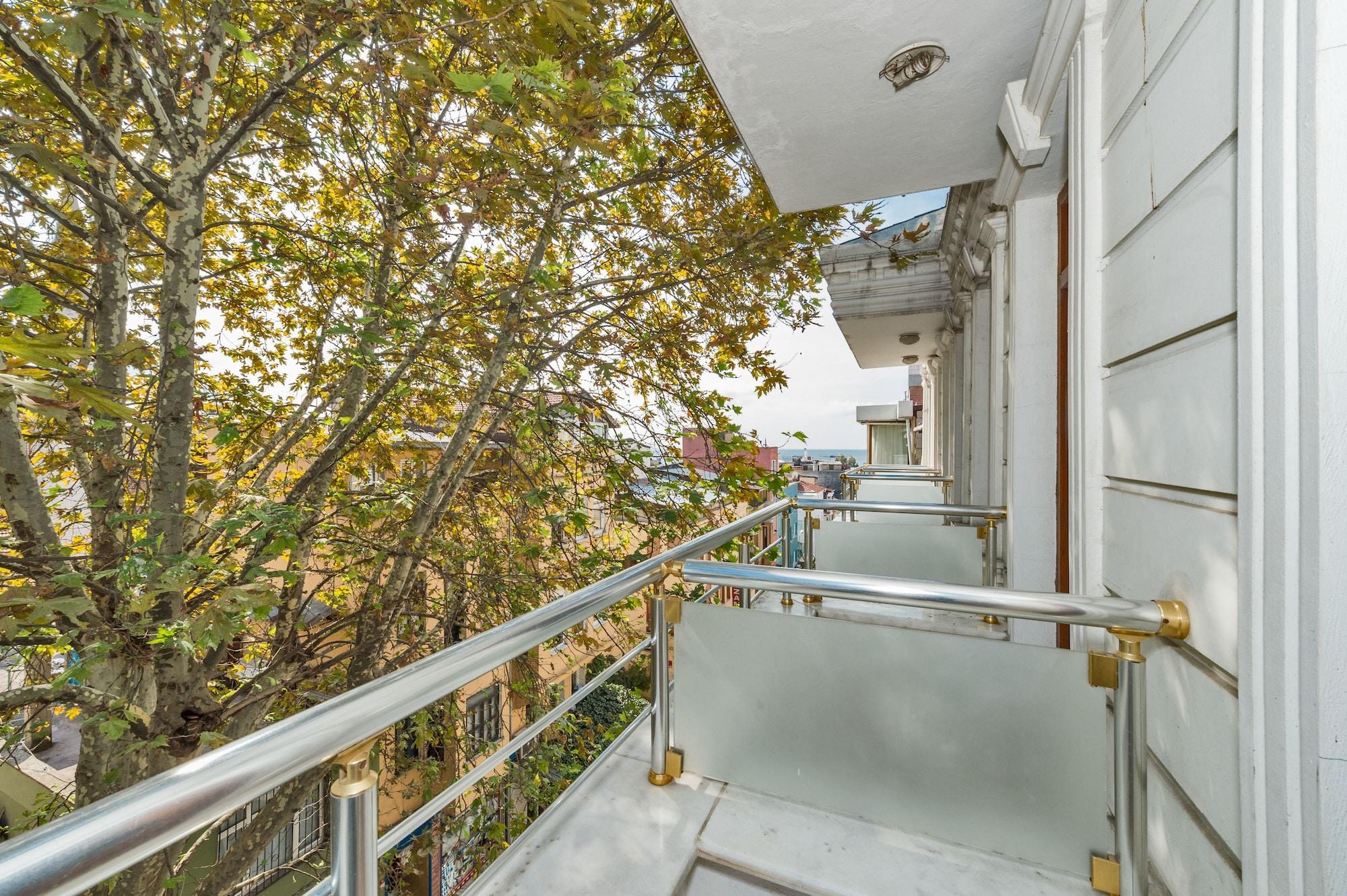 May Hotel Istanbul Eksteriør billede