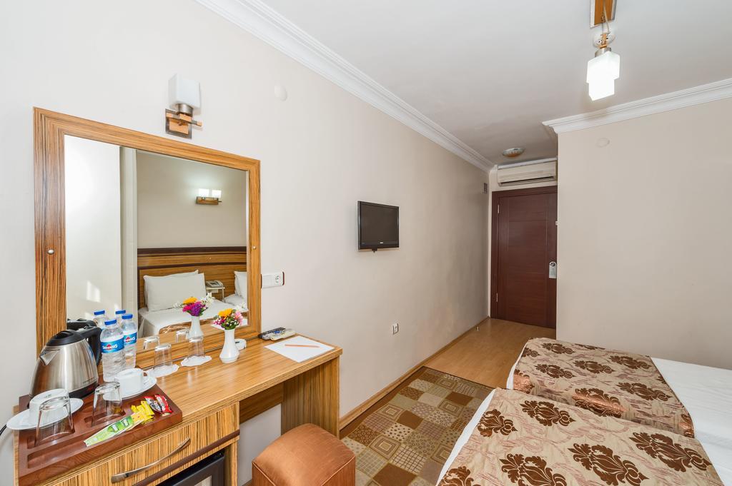 May Hotel Istanbul Eksteriør billede